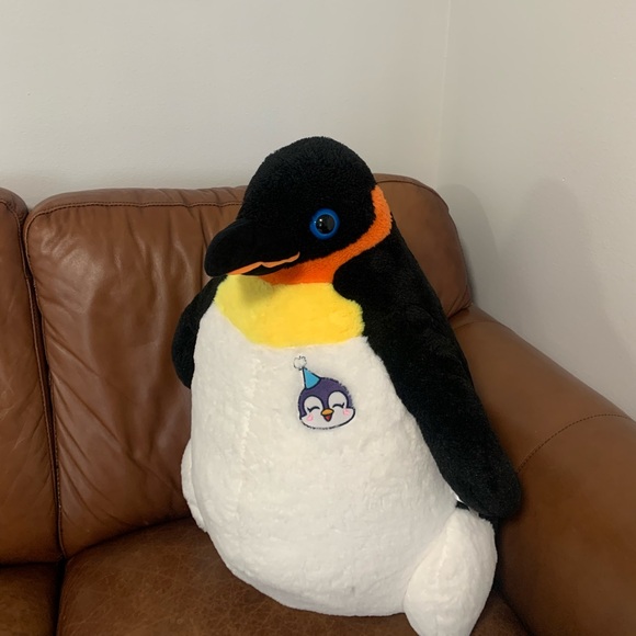 IKASA Large Emperor Penguin Stuffed Animal Plush Toy - Picture 4 of 4